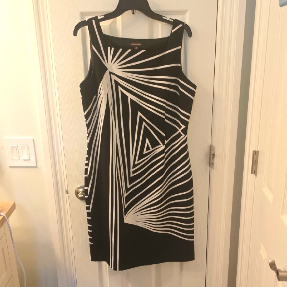 Voir Voir Retro Black and White Sheath Dress Size 10 (0718)